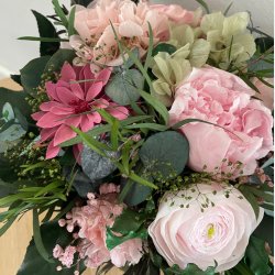 Rokokko buket i smykke rosa farver begrnset antal 