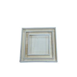 0. Firkantet rammest i tr