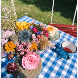 Grftekants buket af trret og konserverede blomster model lille