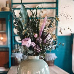  Hj Evighedsbuket med lilla bonderoser